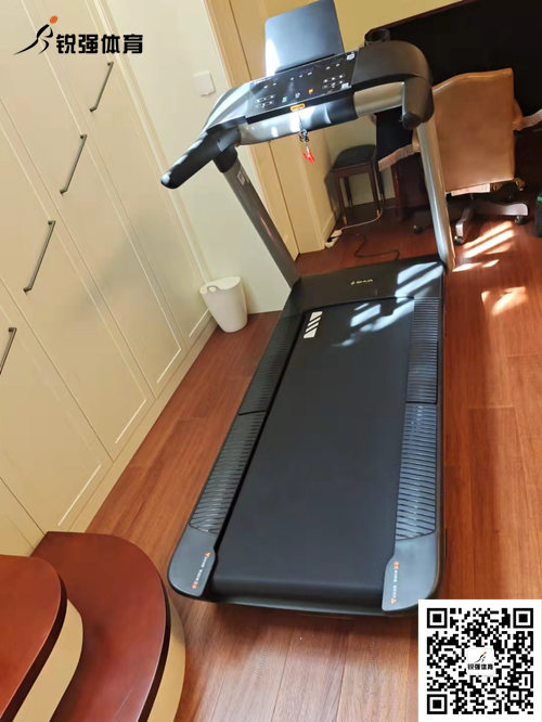 JN江南体育官方网站体育济南省体旗舰店客户-跑步机T6700-T3