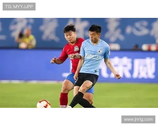 贝尼特斯战术体系解析：防守组织严密与反击效率成关键